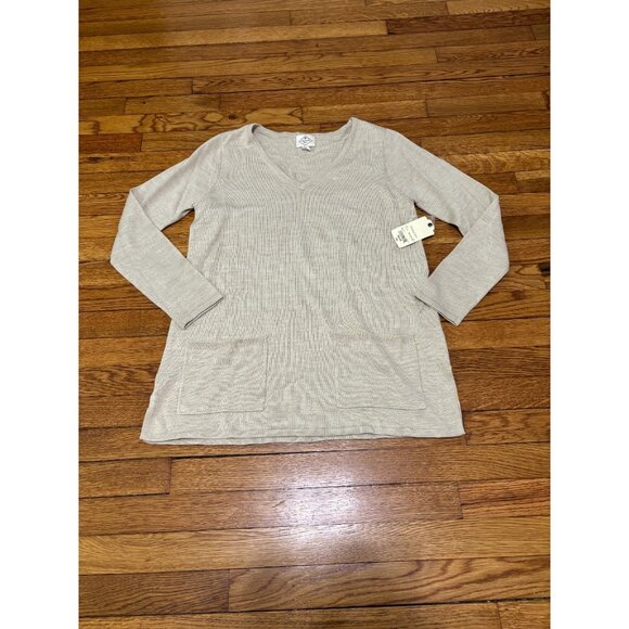 St Johns Bay Womens Sweater Size Medium Beige Acrylic Knit Tunic Pockets NWT $36 - Picture 1 of 6
